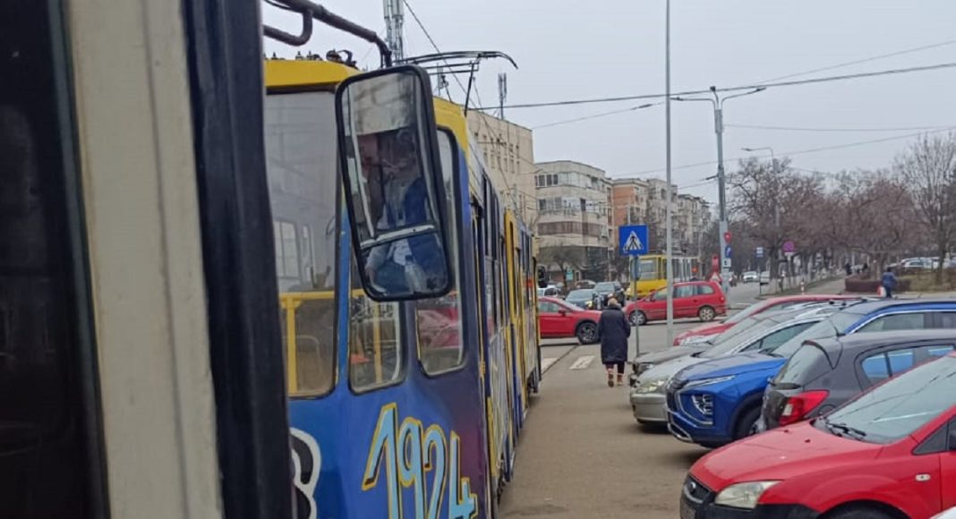 tramvai blocat 101