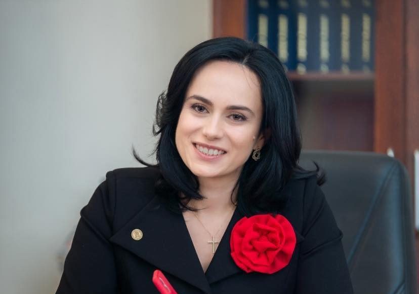 Simona Bucura Oprescu