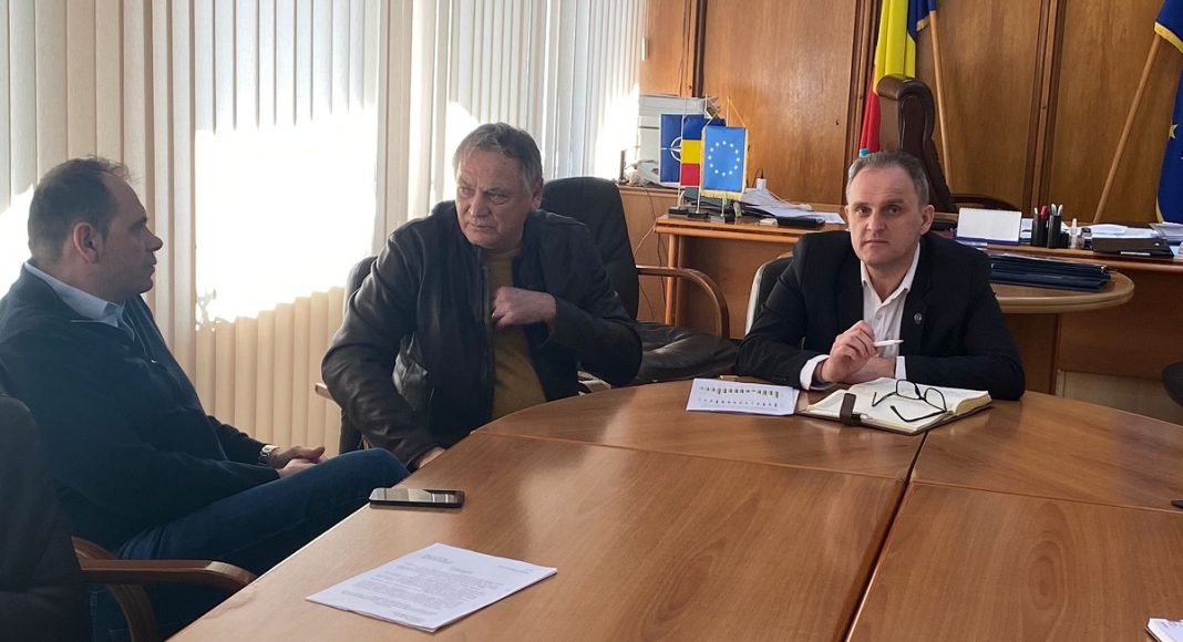 Discuție despre poluare la Prefectura Prahova