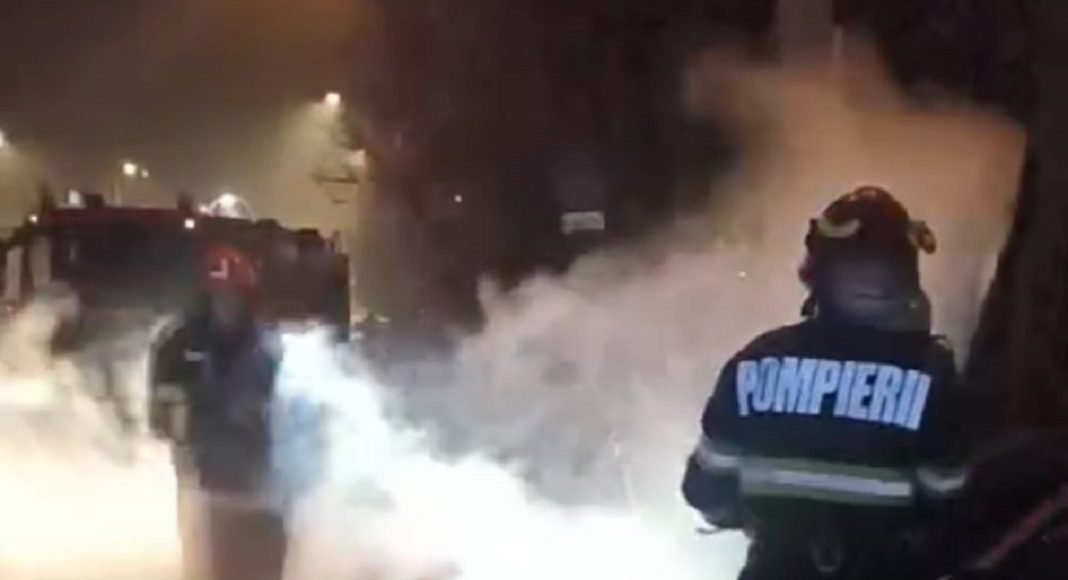 Incendiu la un autoturism parcat în Ploiești