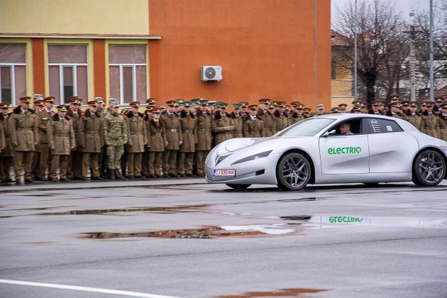 autoturism electric