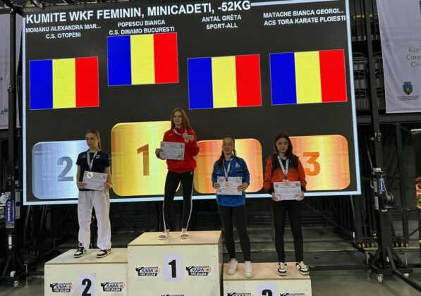 sportivi premianti karate