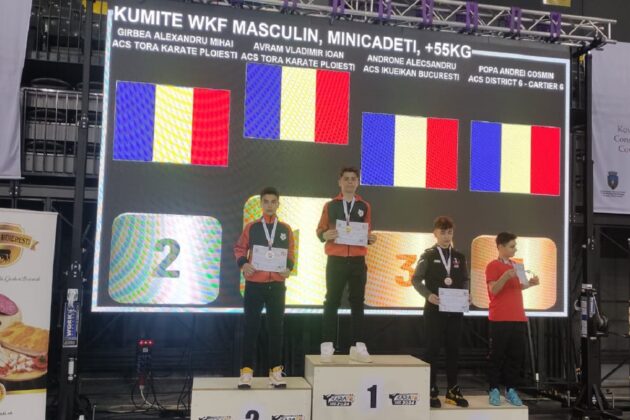 sportivi premianti karate