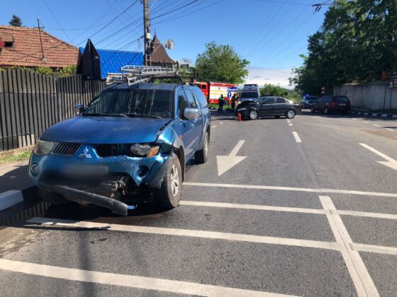 masina avariata accident floresti