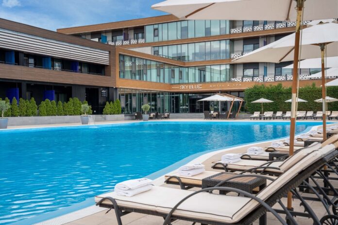 sky pool