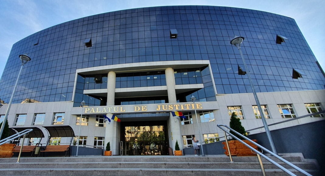 Ploiești - Palatul de justiție - judecători