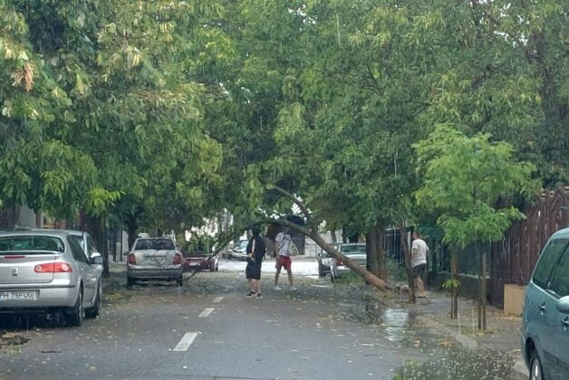 avarii furtuna ploiesti