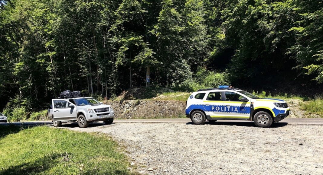 autoutilitare gunoi politie