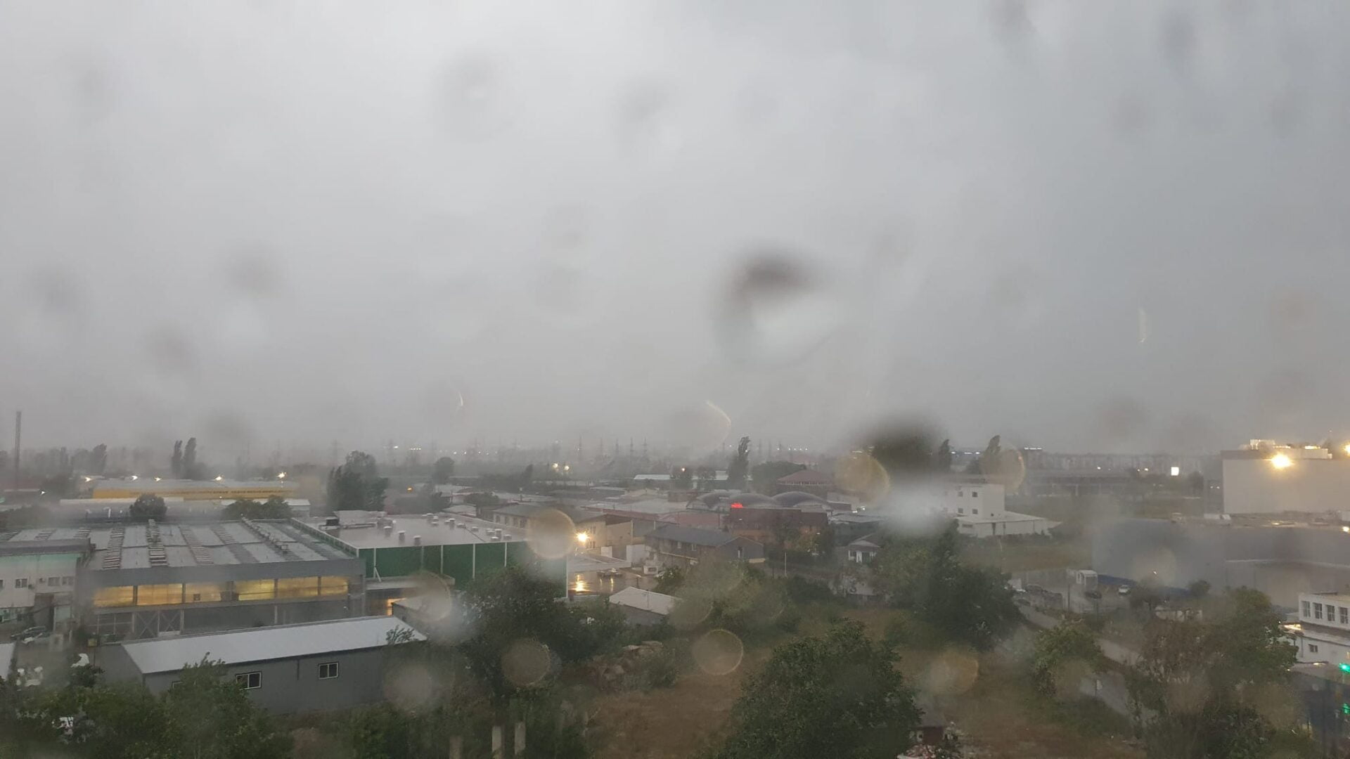 ploi torențiale