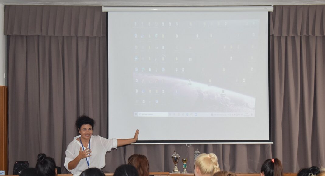 alina serban penitenciar