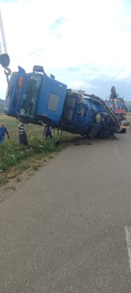 cisterna petrol rasturnata