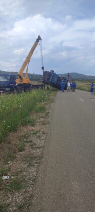 cisterna petrol rasturnata