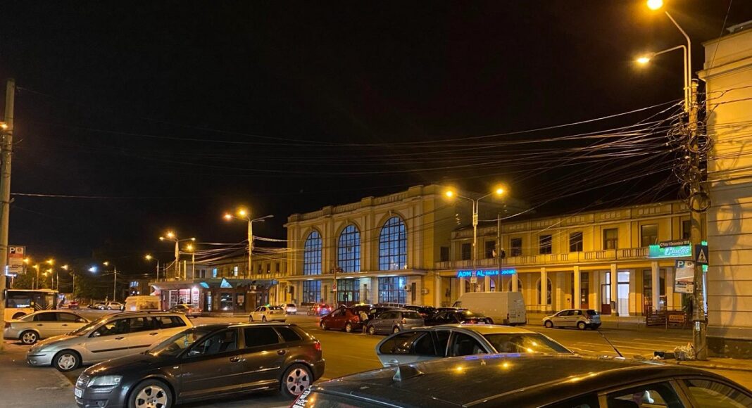 gara de sud ploiesti noaptea