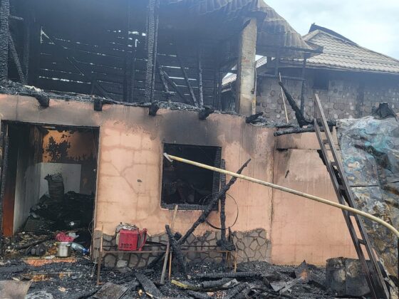 incendiu casa