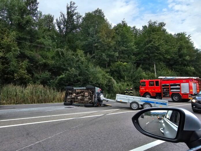 masina rasturnata nistoresti