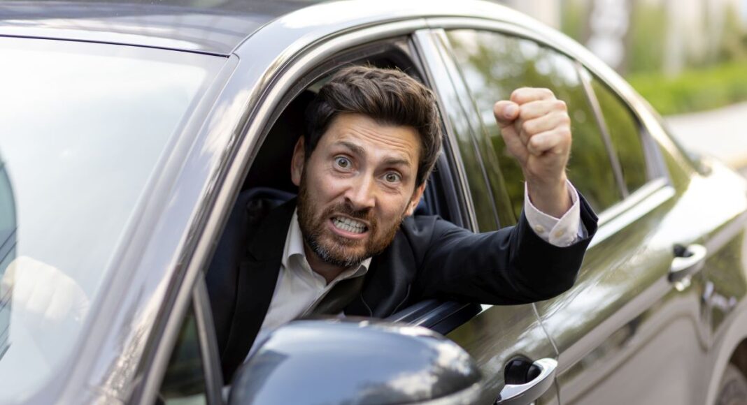 sofer agresiv trafic
