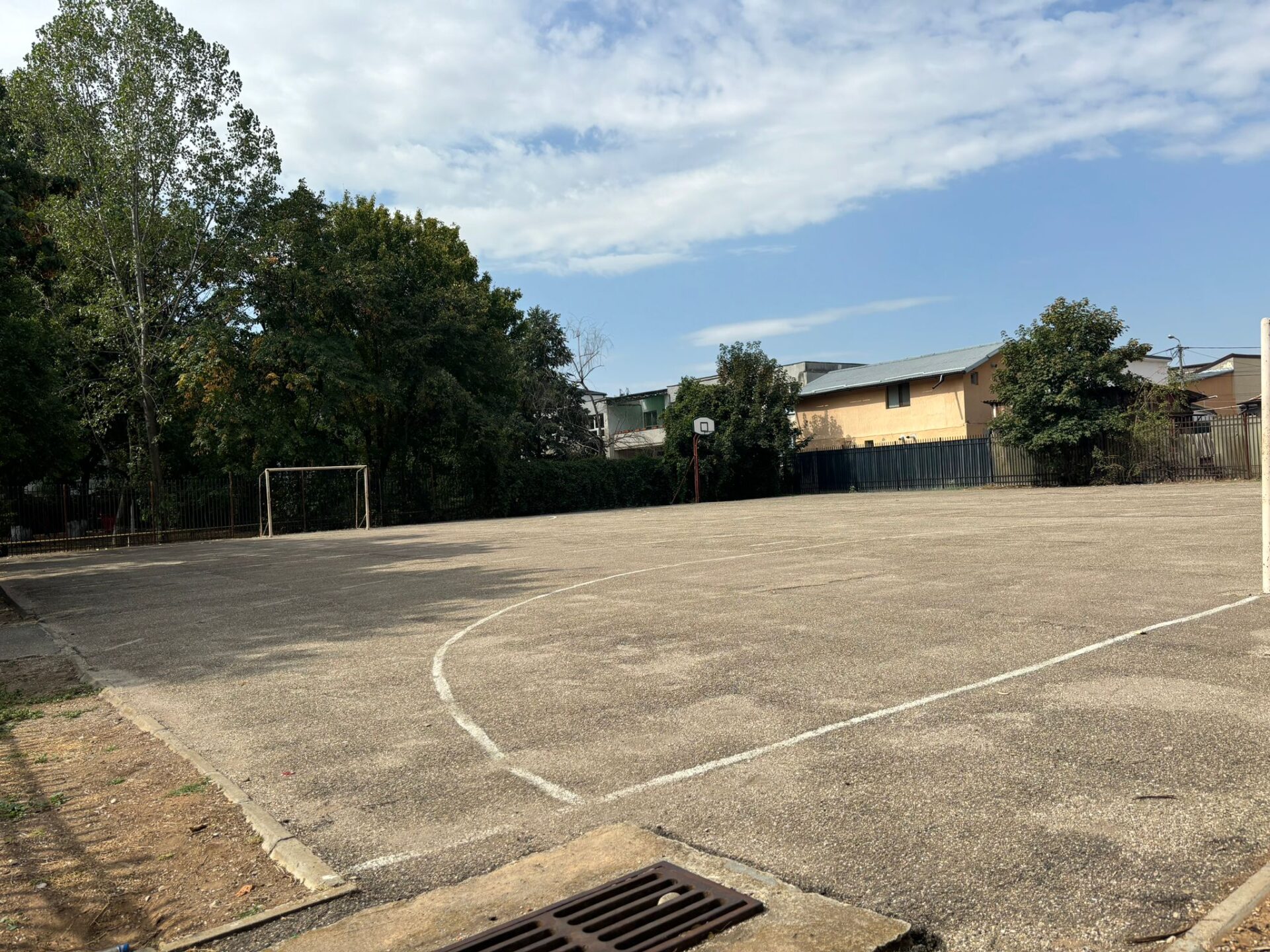 terenuri de sport scoli ploiesti