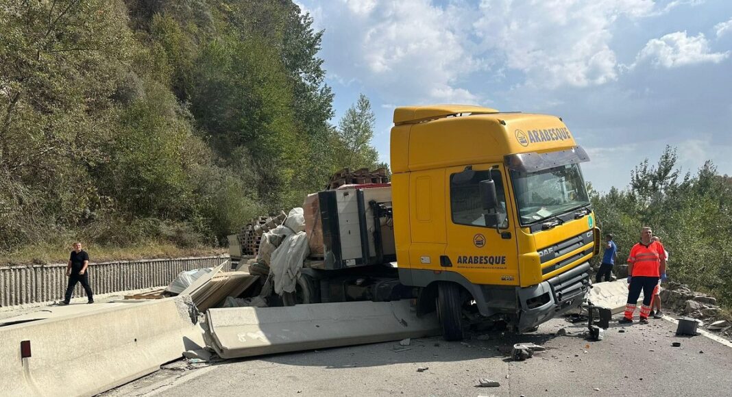 tir dn1 trafic blocat