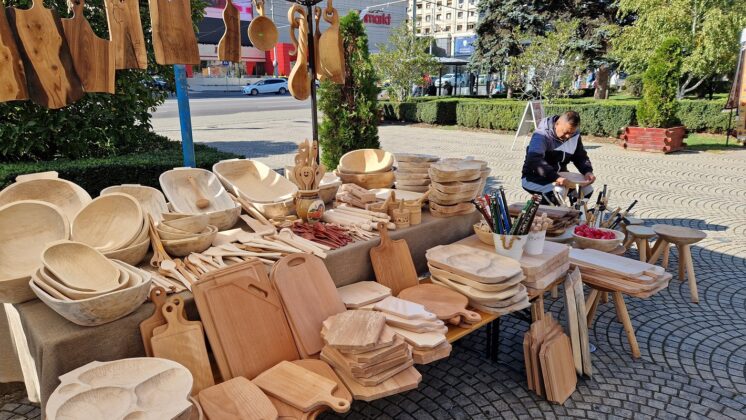 targul mestesugurilor traditionale ploiesti