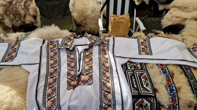 targul mestesugurilor traditionale ploiesti