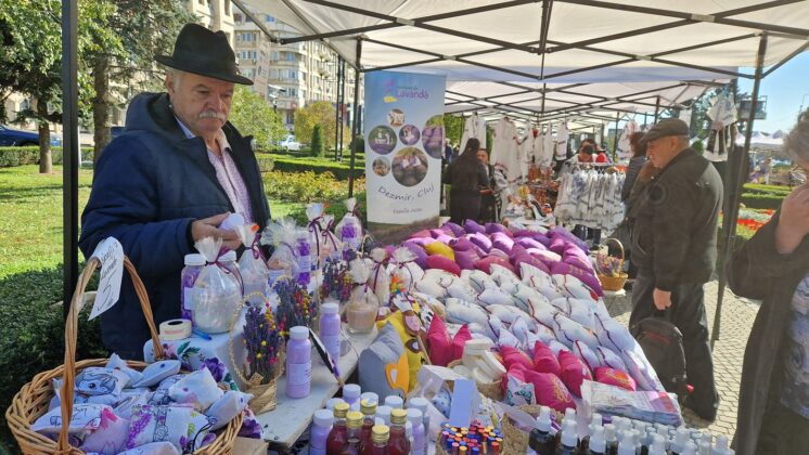 targul mestesugurilor traditionale ploiesti