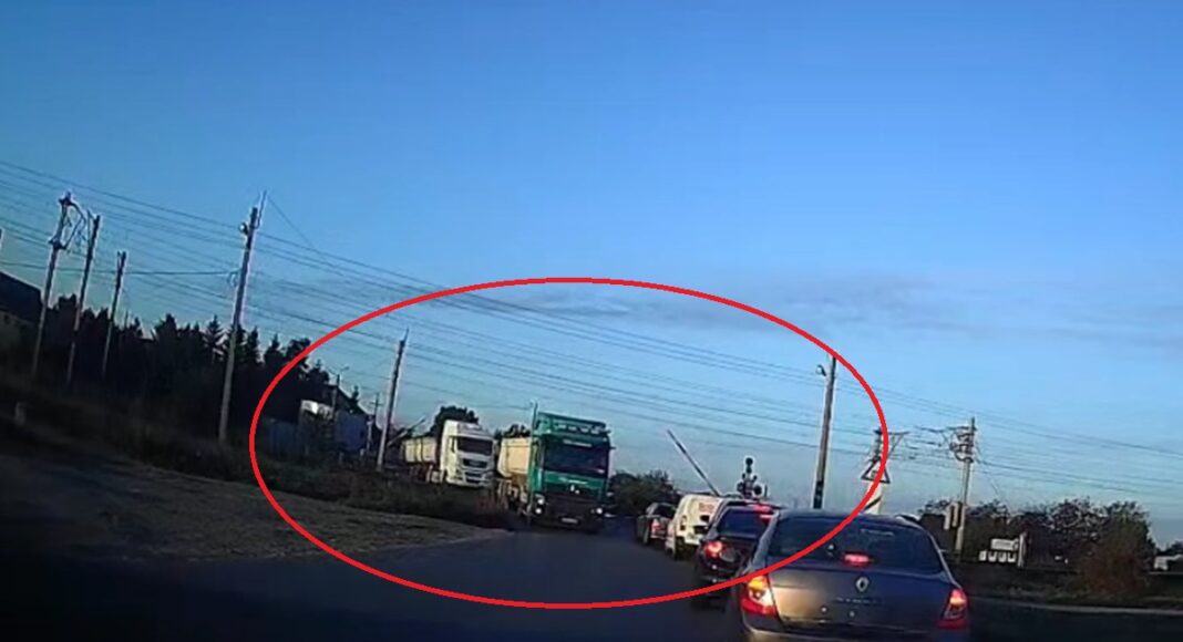 trecerea la nivel cu calea ferata buda