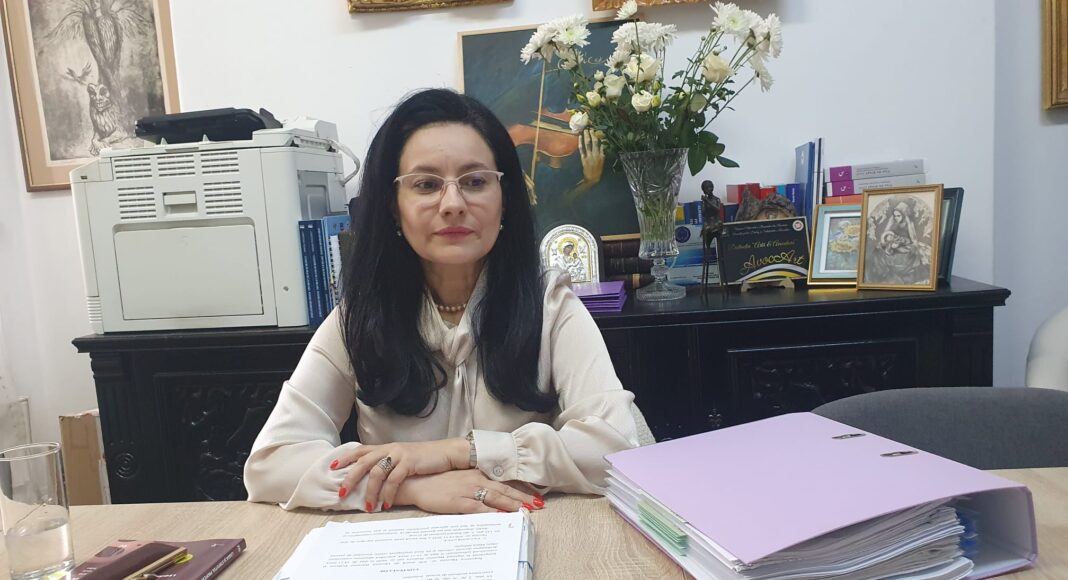 avocat Cristina Dobre