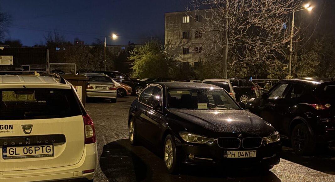 masini parcate intersectie ploiesti