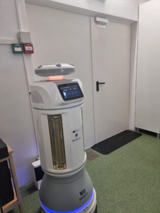 roboti aer