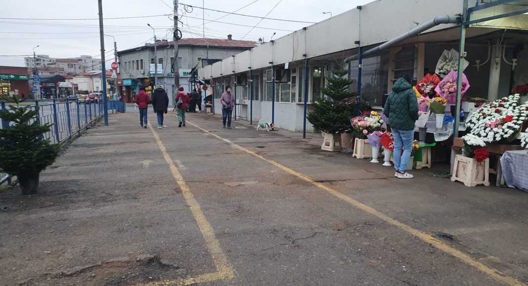 trotuare piata centrala Ploiești