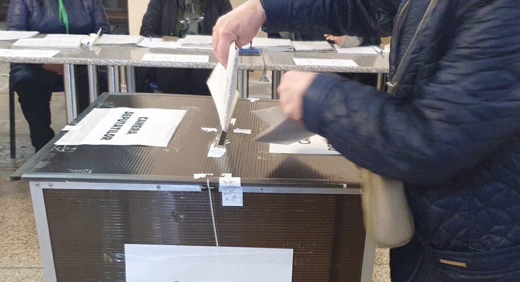 vot urna