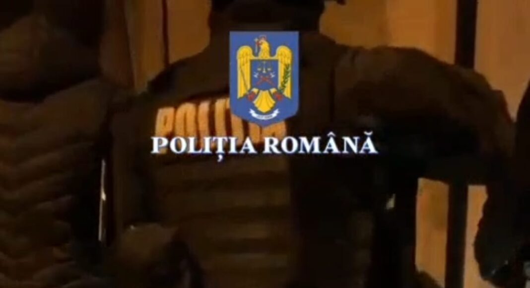 Percheziții în Ploiești
