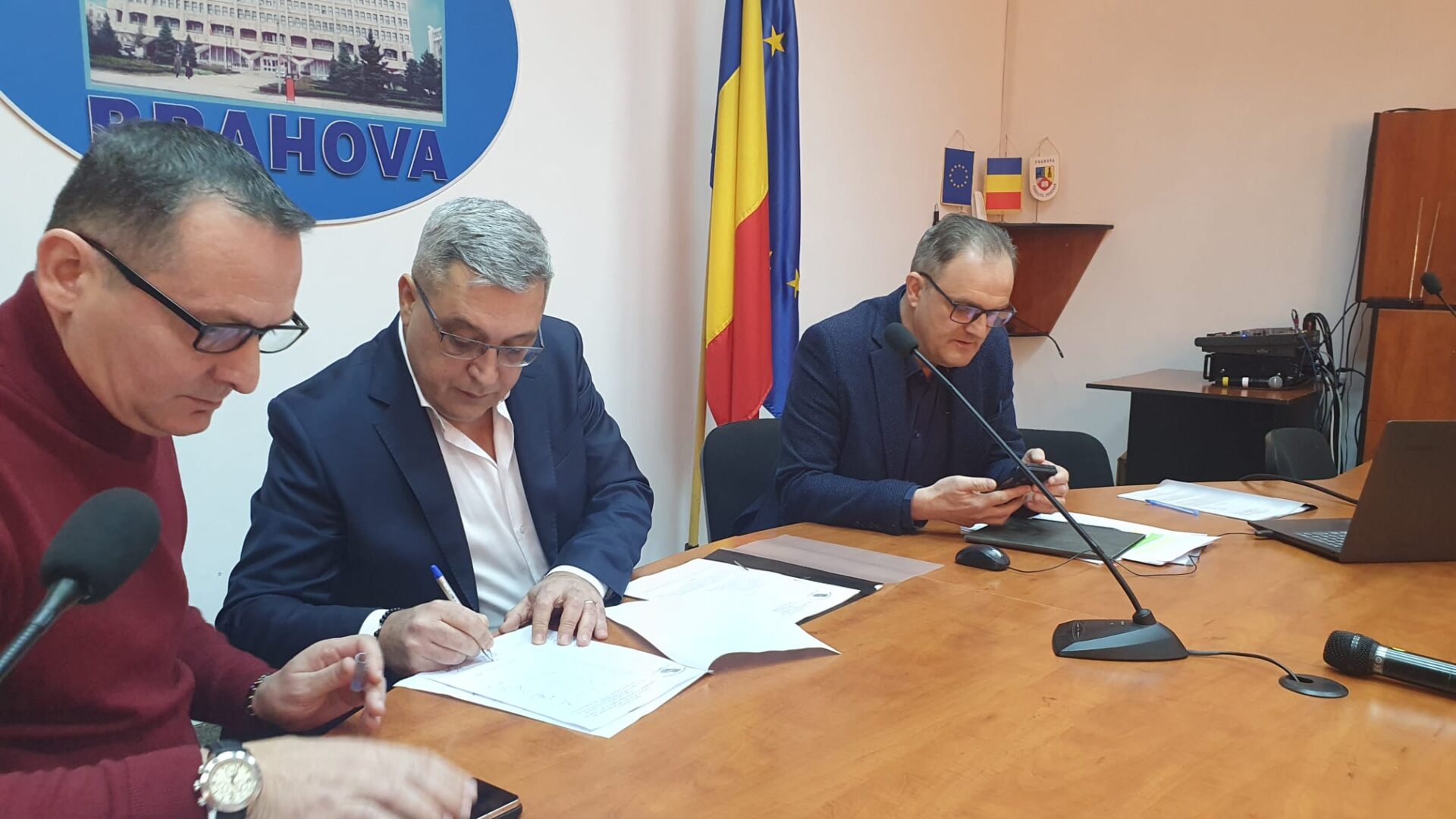 conducere adi apa