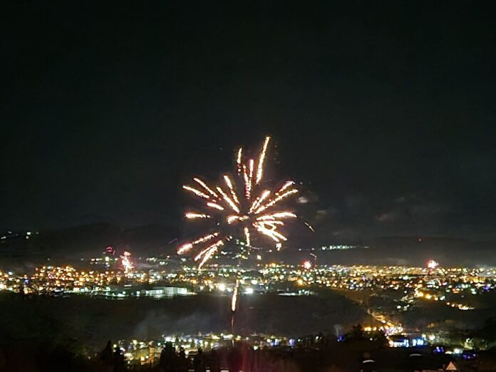 artificii front artificii front