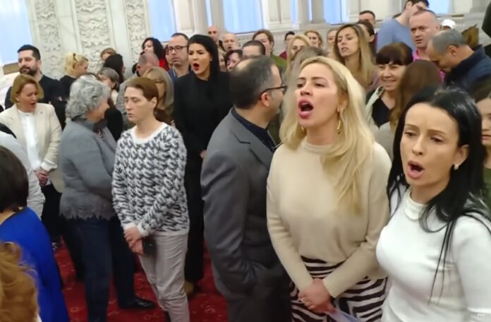 bugetarii protesteaza