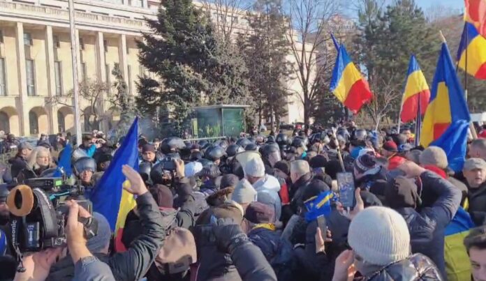 protest calin georgescu