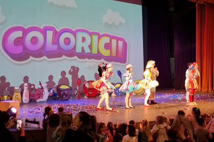 spectacol coloricii ploiesti