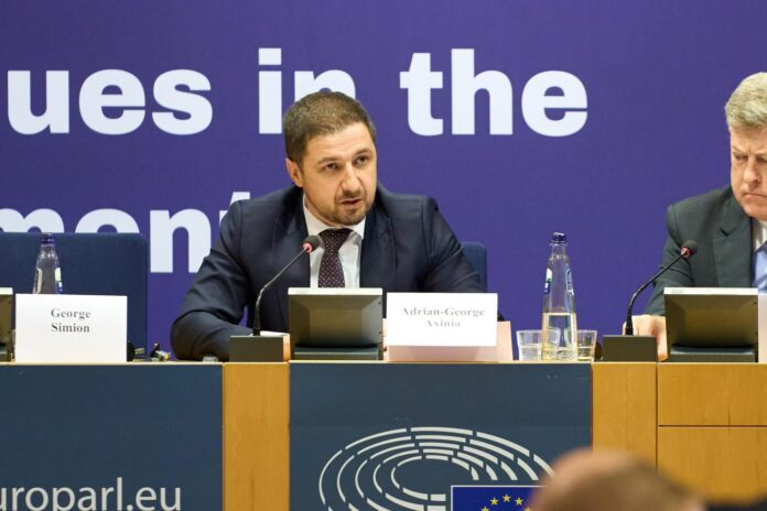 axinia eurodeputat aur