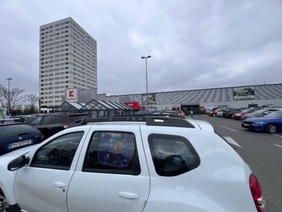 kaufland vest ploiesti si bloc adama