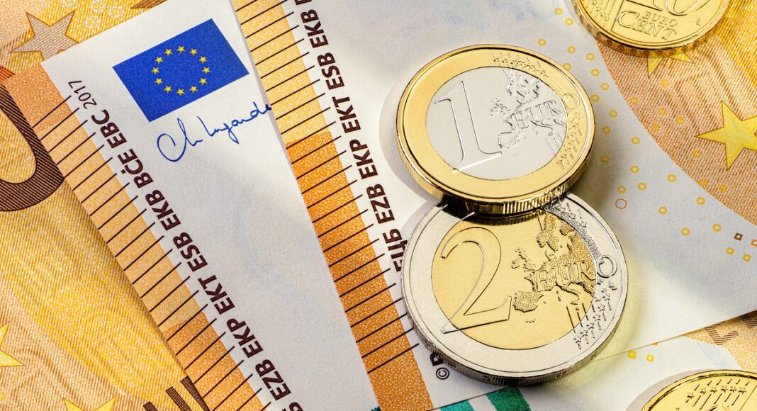 bancnote monede euro