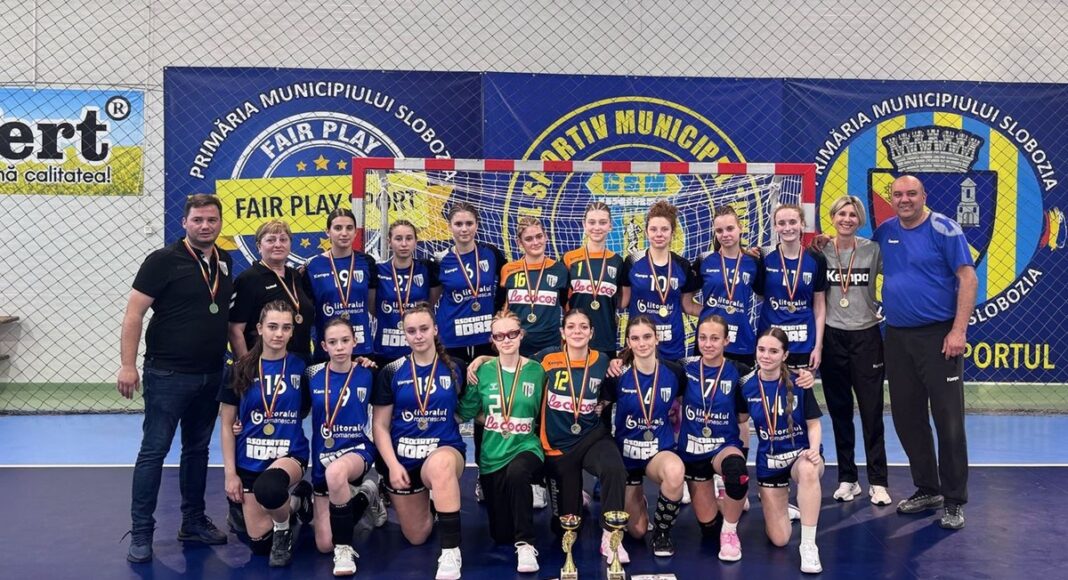 echipa handbal junioare 3 CSM Ploiești