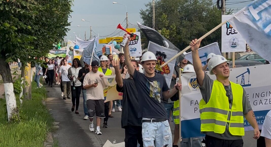 Ploiești - marșul elevilor și studenților