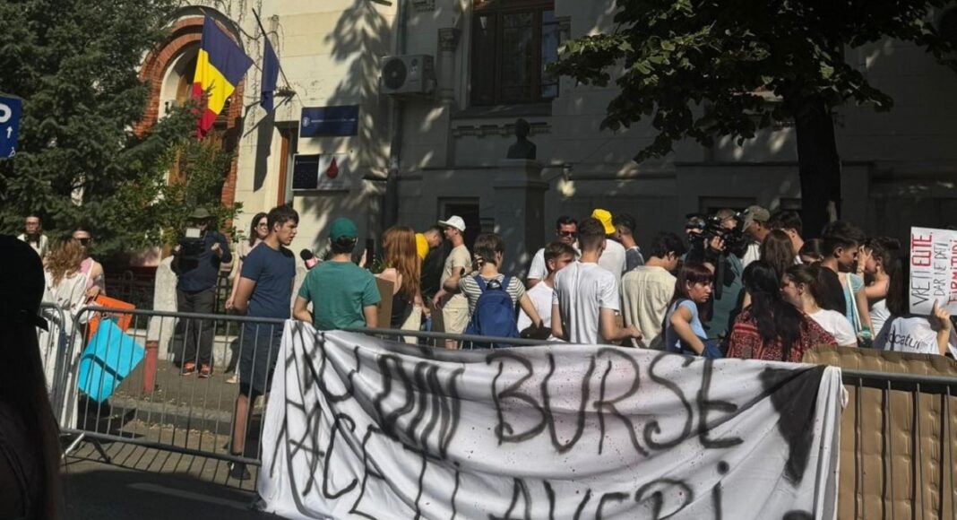proteste elevi