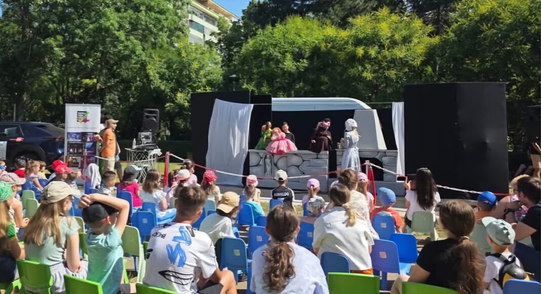 teatru cartiere