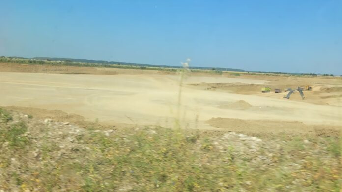 balastiera ilegala strejnic