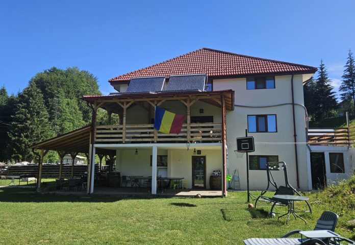 casa poiana sasilor
