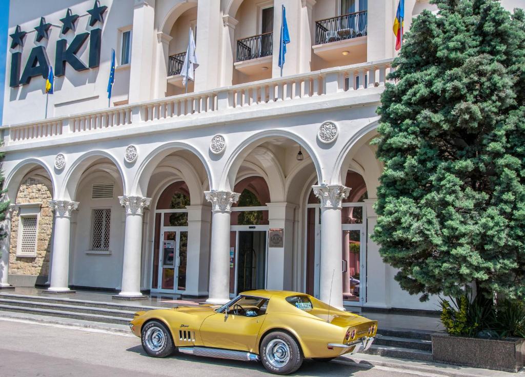 hotel iaki