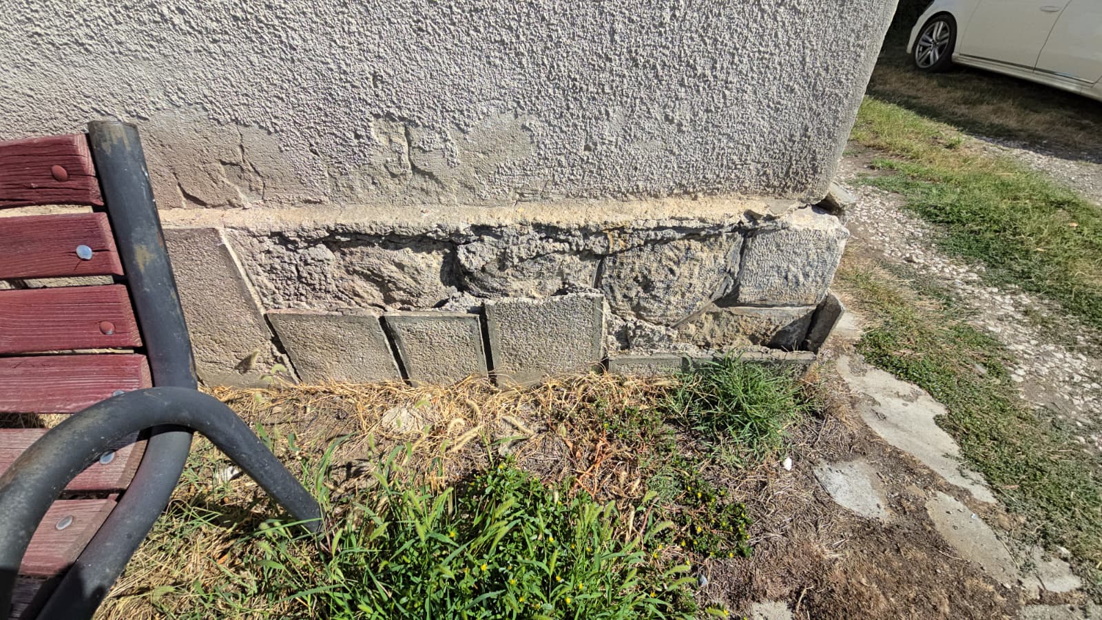 curte sediu politie aricestii rahtivani