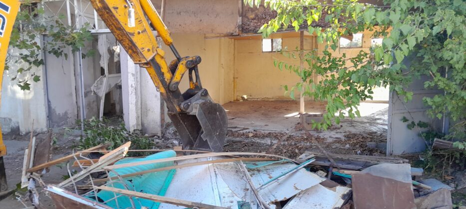 demolare garaje ploiesti