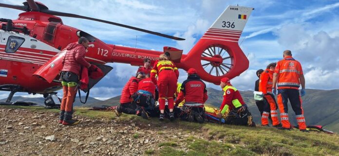 elicopter smurd muntii fagaras